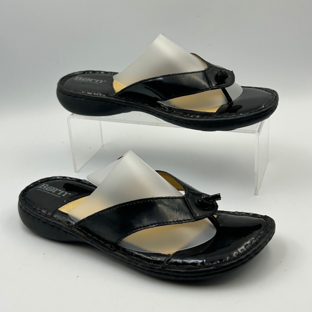 Born Thong Sandals Womens 7 Black Patent Leather Flip Flop Slides W4373 Comfort